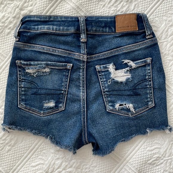 American Eagle Hi-Rise Shortie Shorts Floral Distressed Button Fly Dark Wash 0 - Picture 6 of 12
